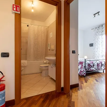 Alloggio Turistico Leonardo Home Fiumicino Exterior photo