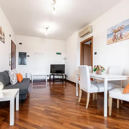 Alloggio Turistico Leonardo Home Fiumicino Exterior photo